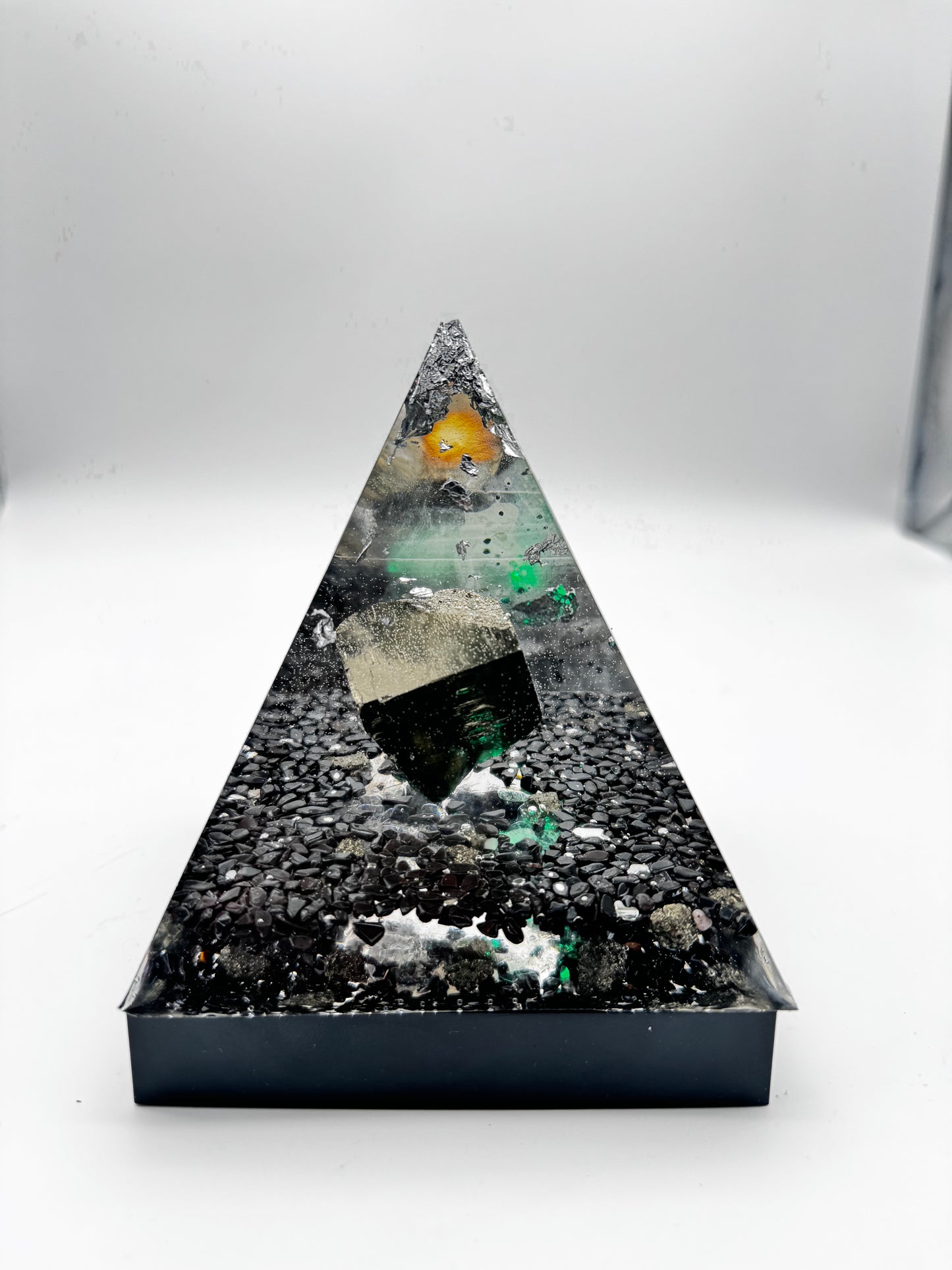 Orgonit „Pyrith“