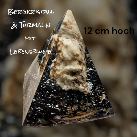 Orgonite groß Bergkristall, Metallelemente und Turmalin.