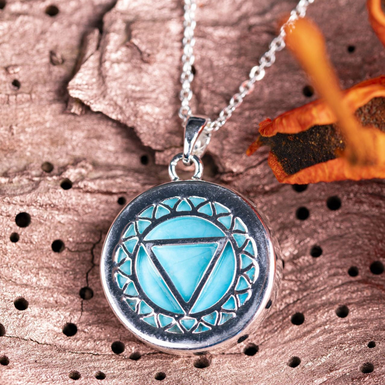 Chakrenkette  Kehlchakra Silber platiniert mit Türkis und Kette