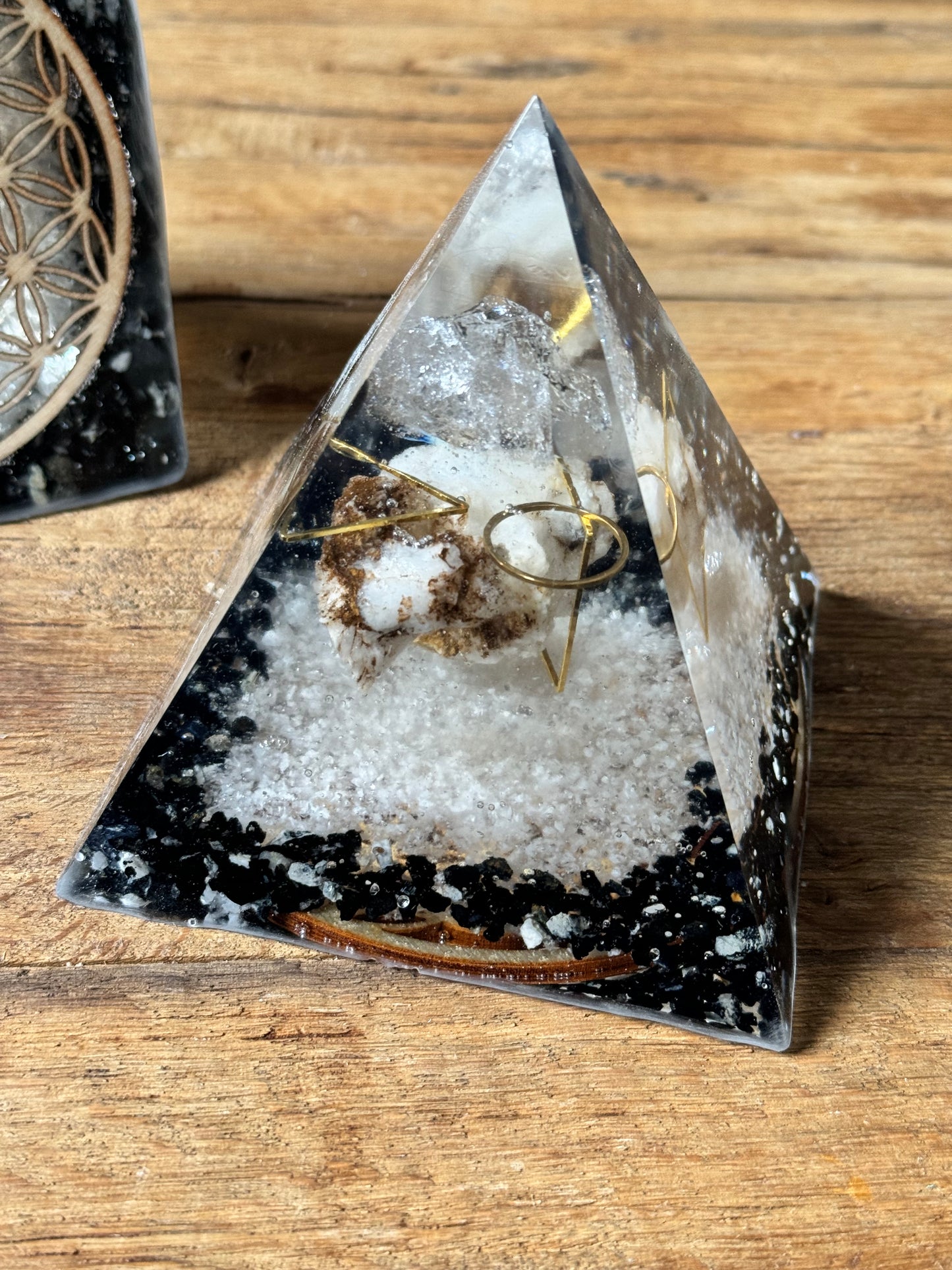 Goße Orgonitpyramide "Bergkraft“