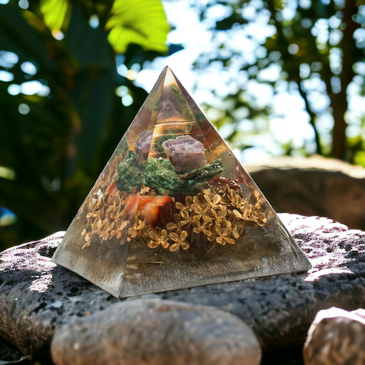 Große Orgonitpyramide "Allium"