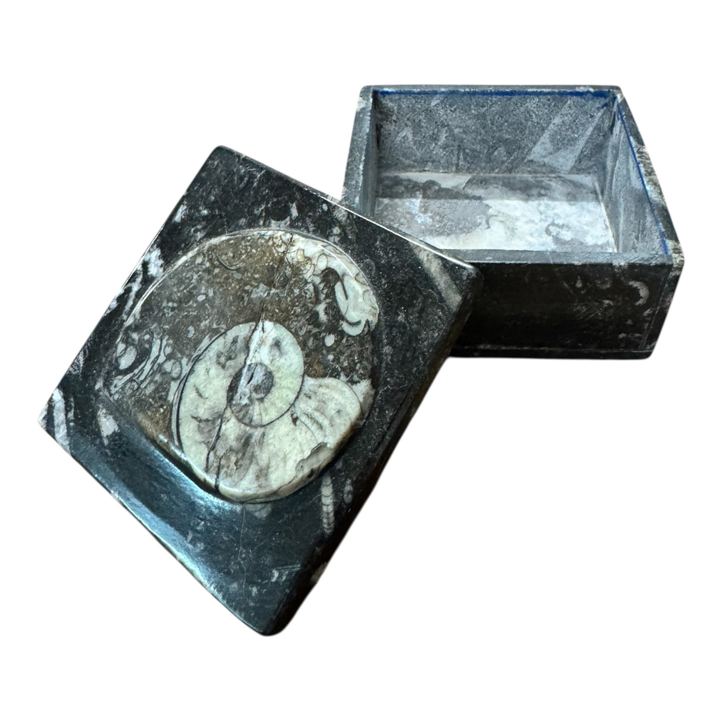 Offene Fossilien Steinschale aus Naturstein mit Deckel – Räucherschale