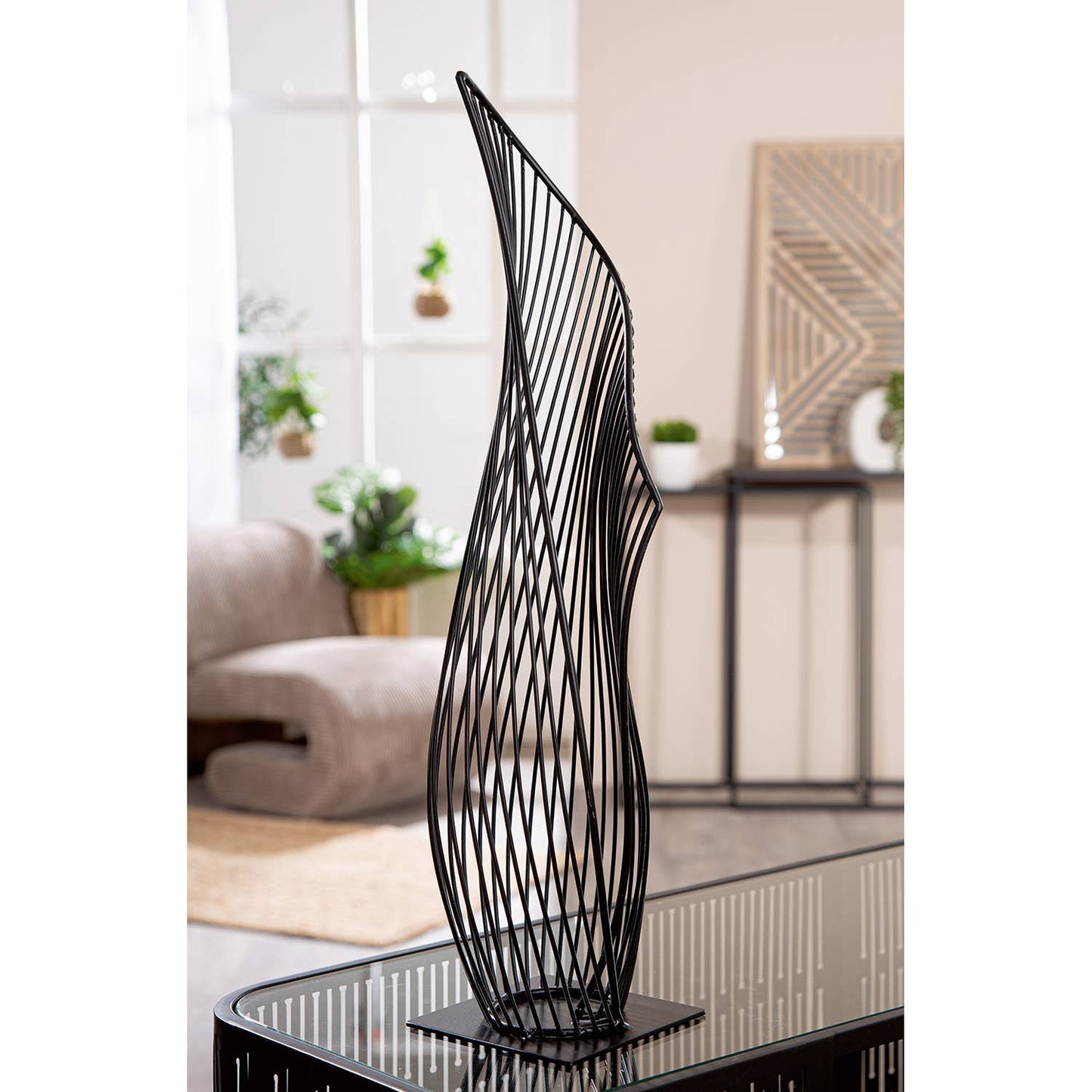 Dekoobjekt Der Schwung schwarz H. 57 cm, VE 1: Auf Basis, matt / Schwarz / Metall